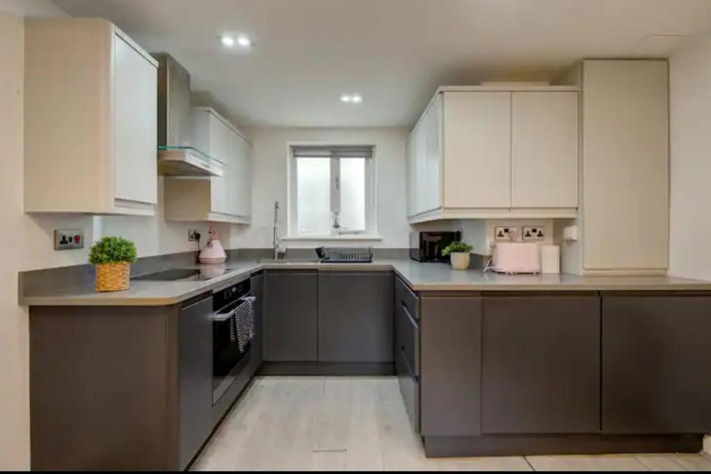 Stunning House South Ken Apartment London